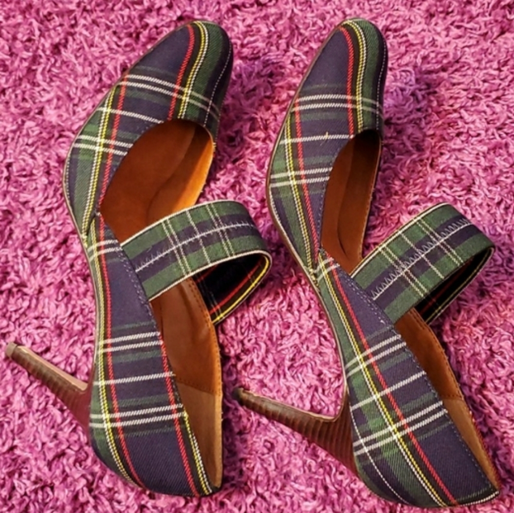 Bettye Muller Ann Mariano Pumps